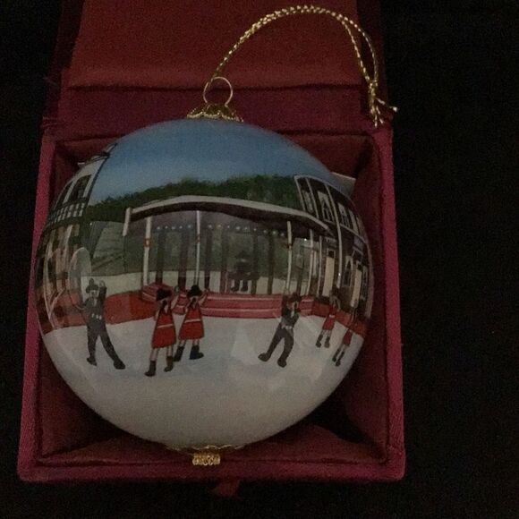 Ornament Vintage handpainted, Madora music ornament from ZHENZHUIC - Picture 1 of 6